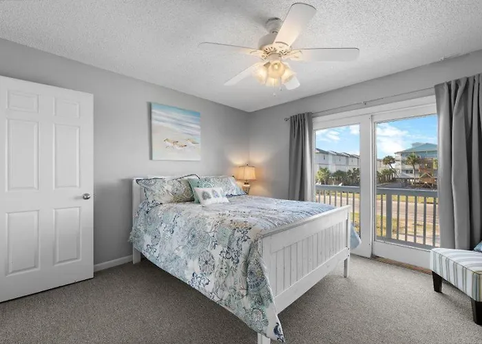 Holiday home Marilyns By Youngs Suncoast